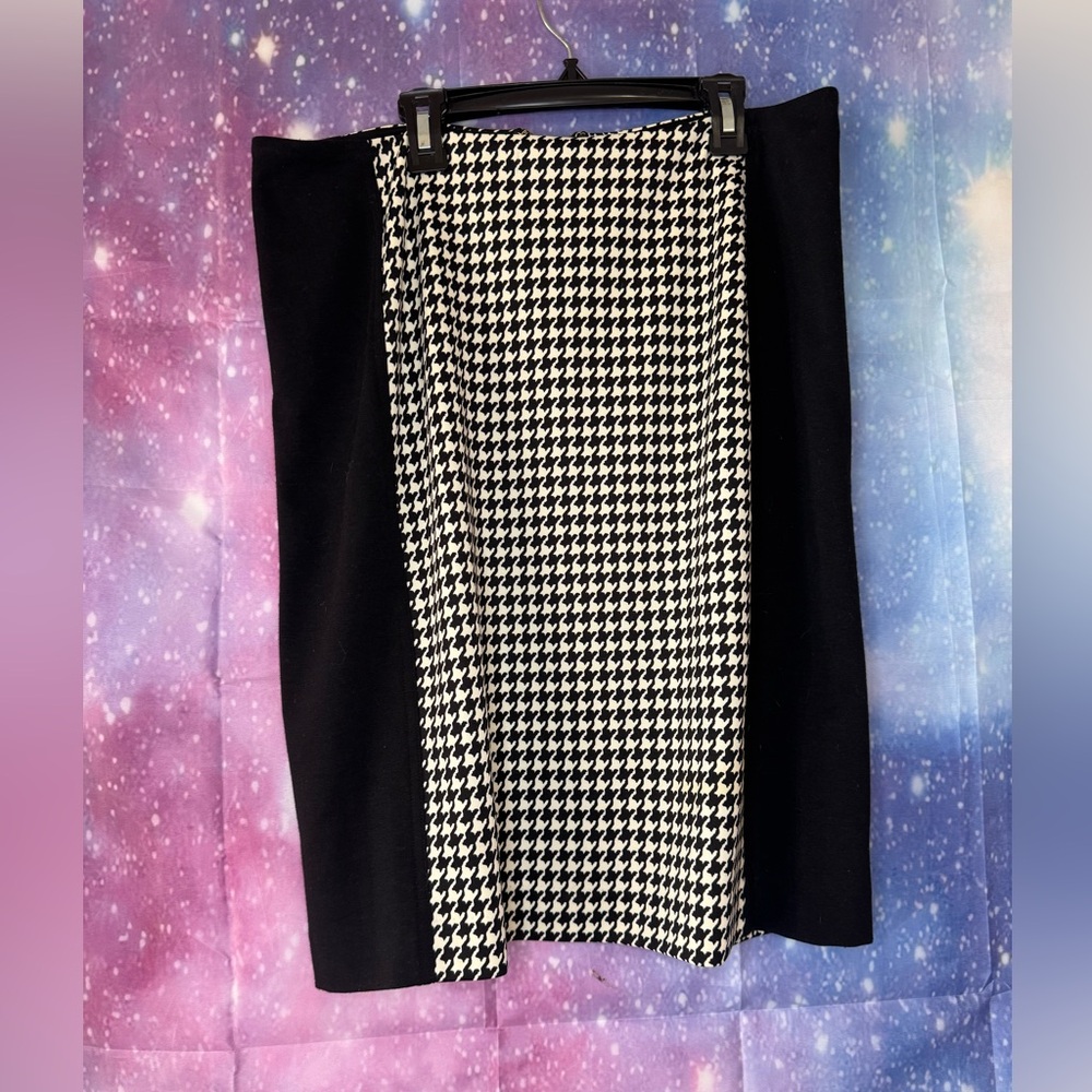 MICHAEL Michael Kors houndstooth pencil skirt 🛍